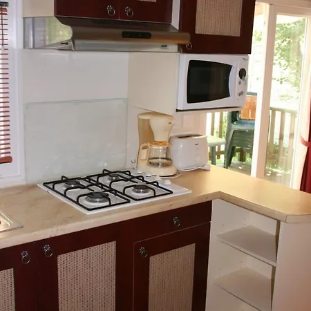 Camping Chateau-camping La Grange Fort, 63500