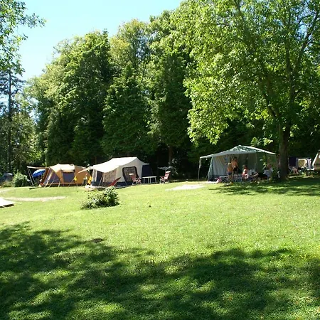 Camping Chateau-camping La Grange Fort, 63500 3*