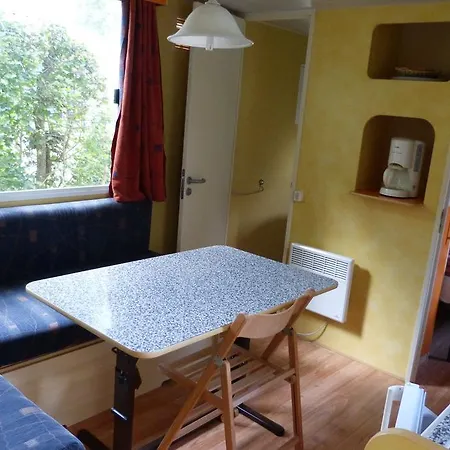 Campsite Chateau-camping La Grange Fort, 63500 3*