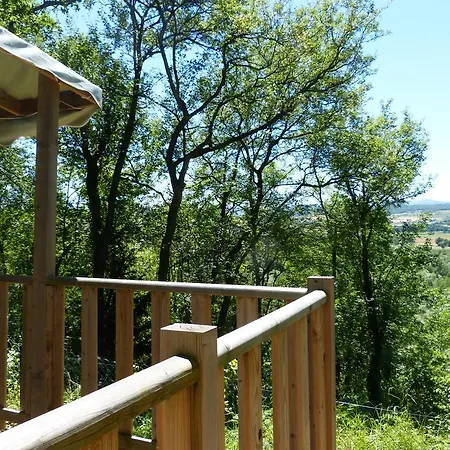 Camping Chateau-camping La Grange Fort, 63500 3*