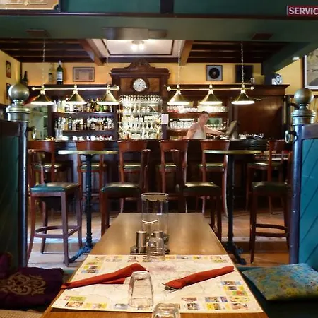 Camping Chateau-camping La Grange Fort, 63500 3*