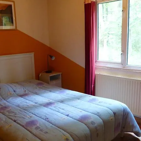 Chateau-camping La Grange Fort, 63500