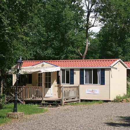 营地 Chateau-camping La Grange Fort, 63500