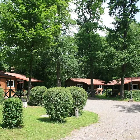 Camping Chateau-camping La Grange Fort, 63500 3*